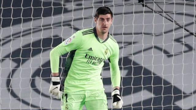 Courtois, durante un partido del Real Madrid en el Di Stéfano