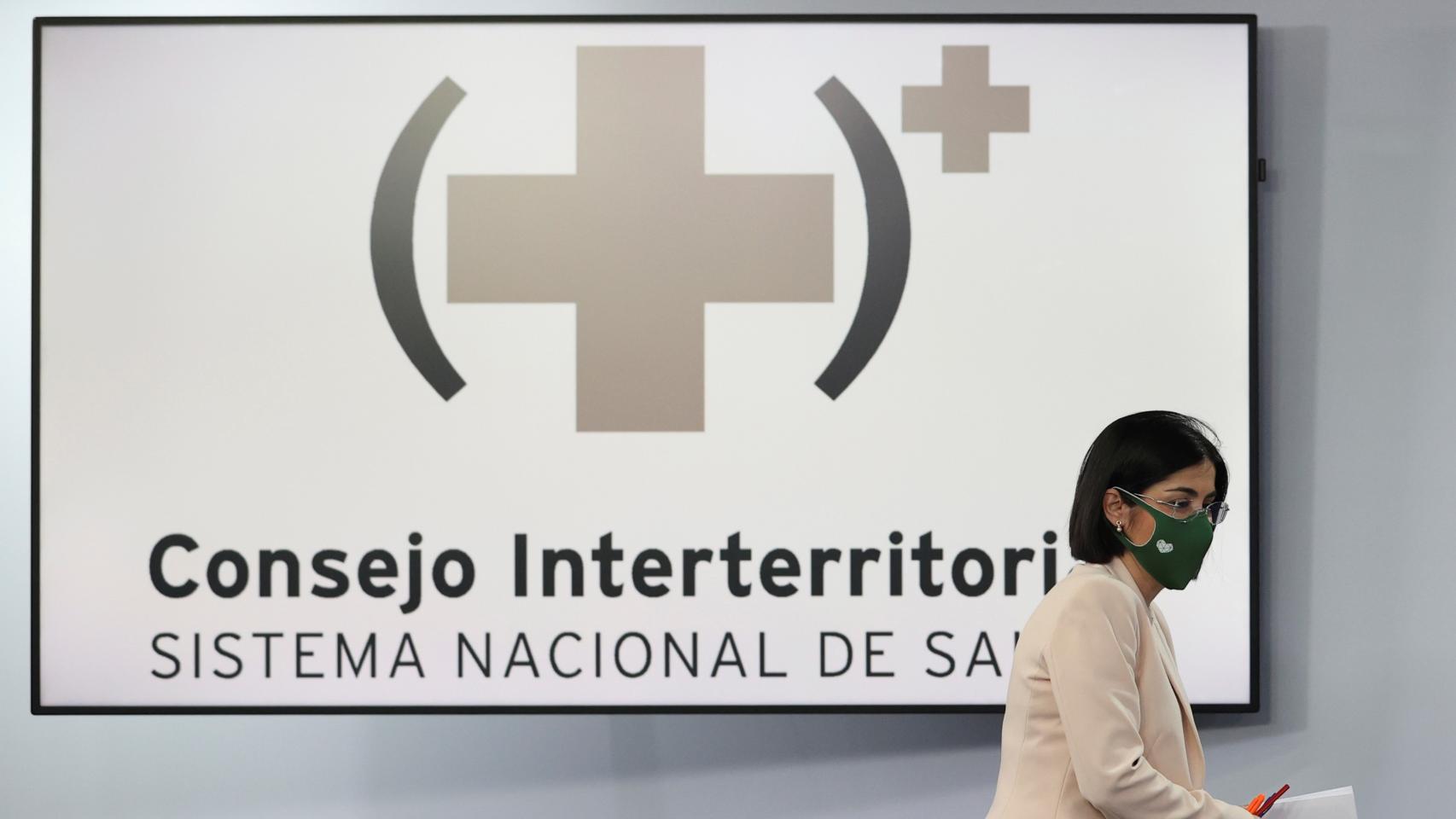 La ministra de Sanidad, Carolina Darias, en rueda de prensa tras un Consejo Interterritorial.