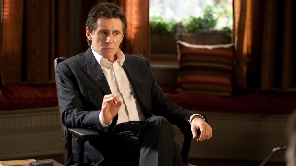 Gabriel Byrne.