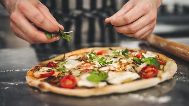 5 productos que tienes que probar si te gusta hacer pizza casera