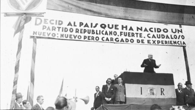Manuel Azaña, durante un mitin de Izquierda Republicana en Madrid.