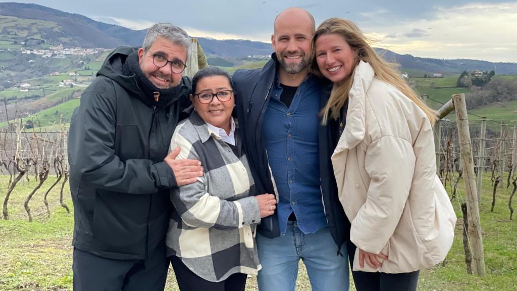 Florentino Fernández, María del Monte, Gonzalo Miró y Anne Igartiburu en 'Dos parejas y un destino'.