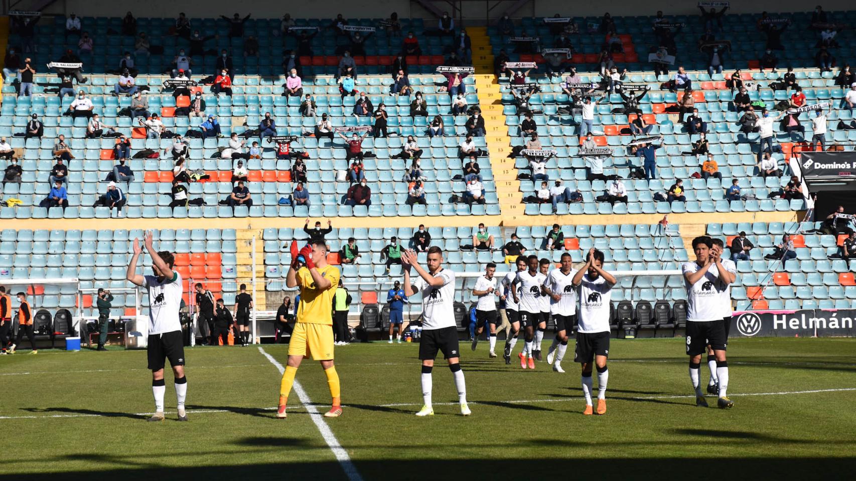 Un partido en el Estadio Helmántico