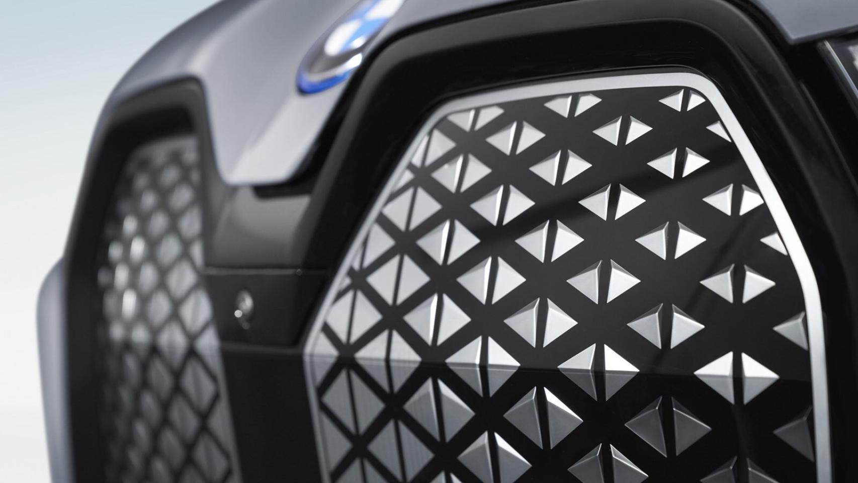 BMW iX: así es el SUV más poderoso, avanzado y, por supuesto, eléctrico de la marca alemana