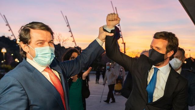 Pablo Casado y el presidente de Castilla y León, Alfonso Fernández Mañueco, este lunes en Valladolid.