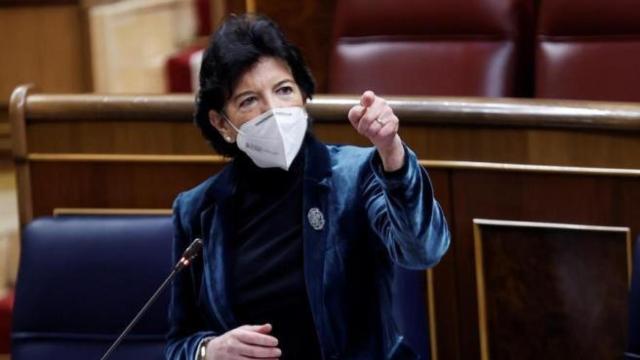 La ministra de Educación y Formación Profesional, Isabel Celaá, este miércoles en el Congreso.