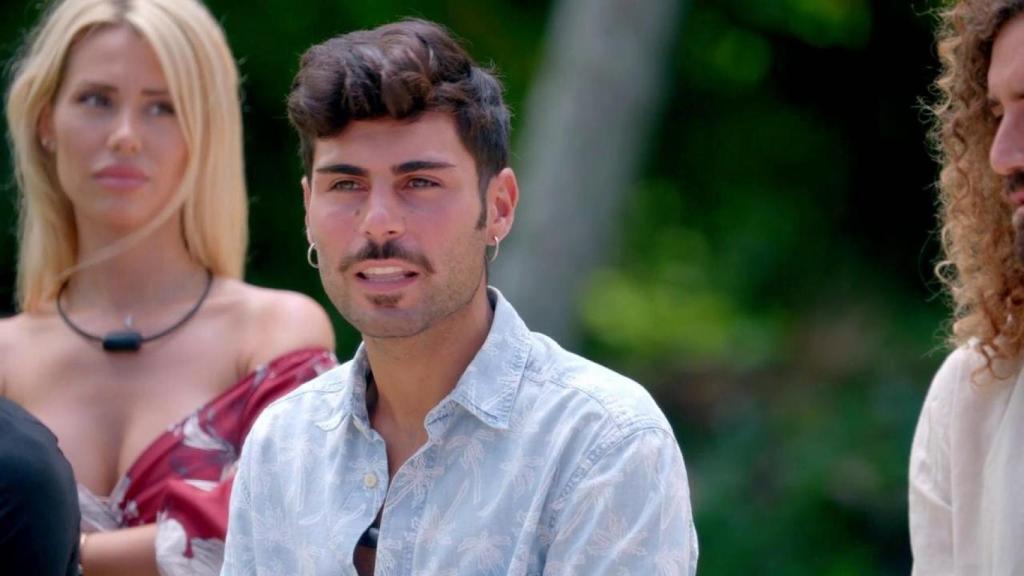 ‘La isla de las tentaciones’ lidera con la hoguera final, sin hacer daño a ‘Mujer’