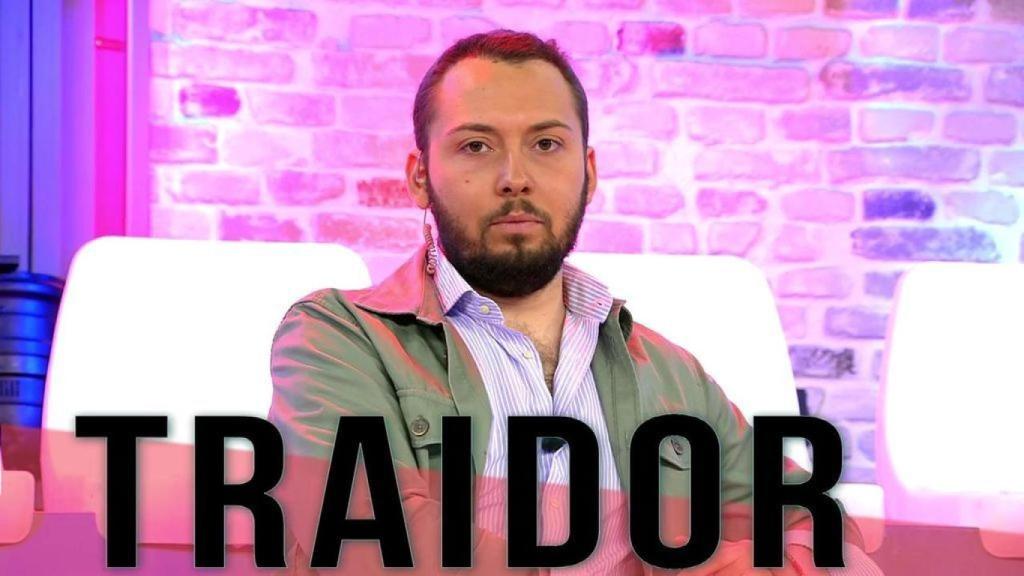 José Antonio Avilés vuelve a estar involucrado en una supuesta falsificación.