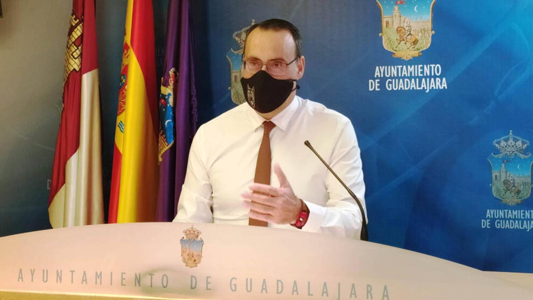 Antonio de Miguel, portavoz de VOX en el
Ayuntamiento de Guadalajara