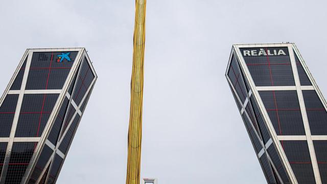 Así luce la nueva CaixaBank en las antiguas sedes de Bankia en Madrid y Valencia