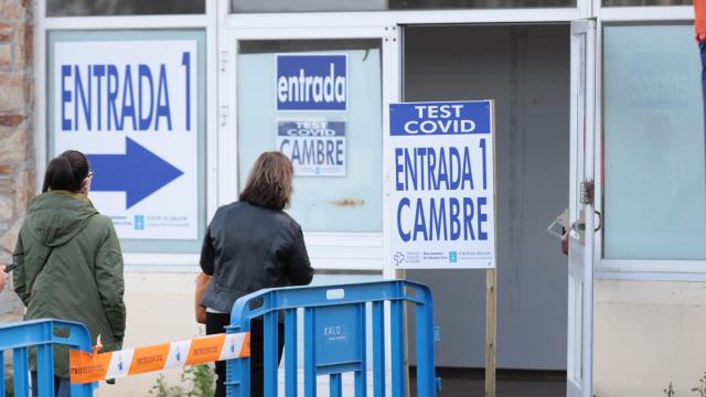 Cribado masivo en el IES Alfonso X O Sabio de Cambre (A Coruña) a más de 700 personas