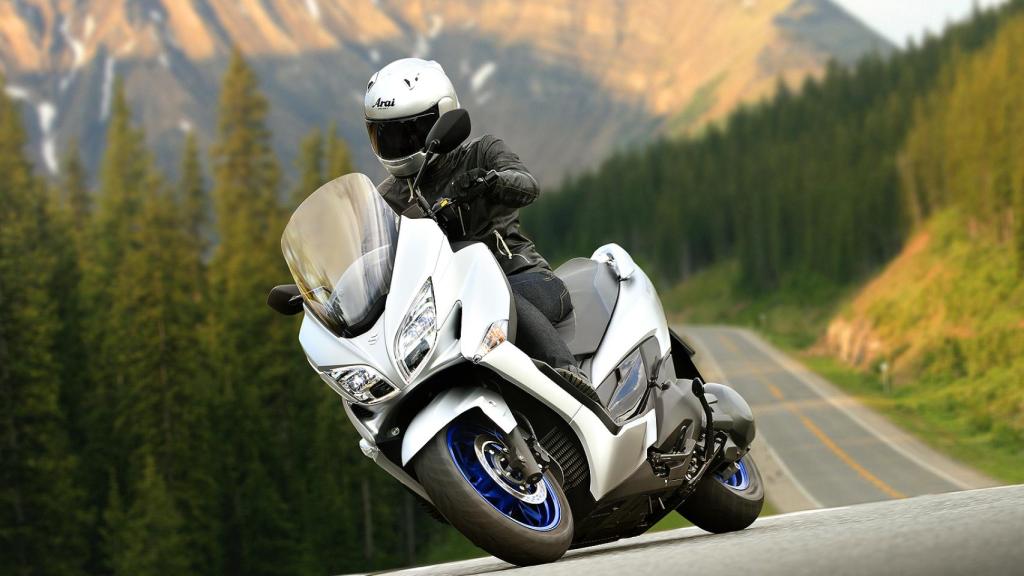 Suzuki Burgman 2021.
