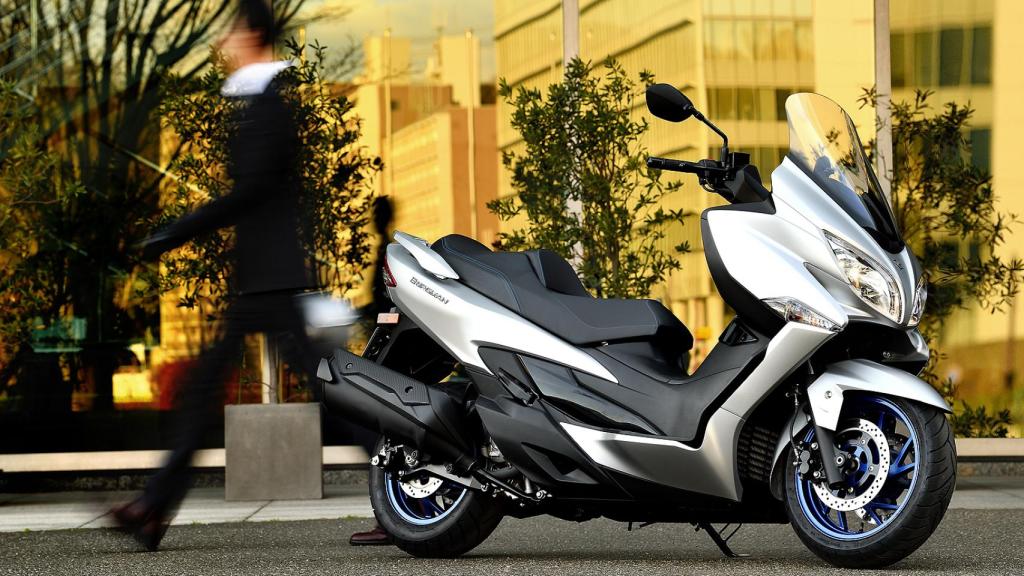 Suzuki Burgman 2021.