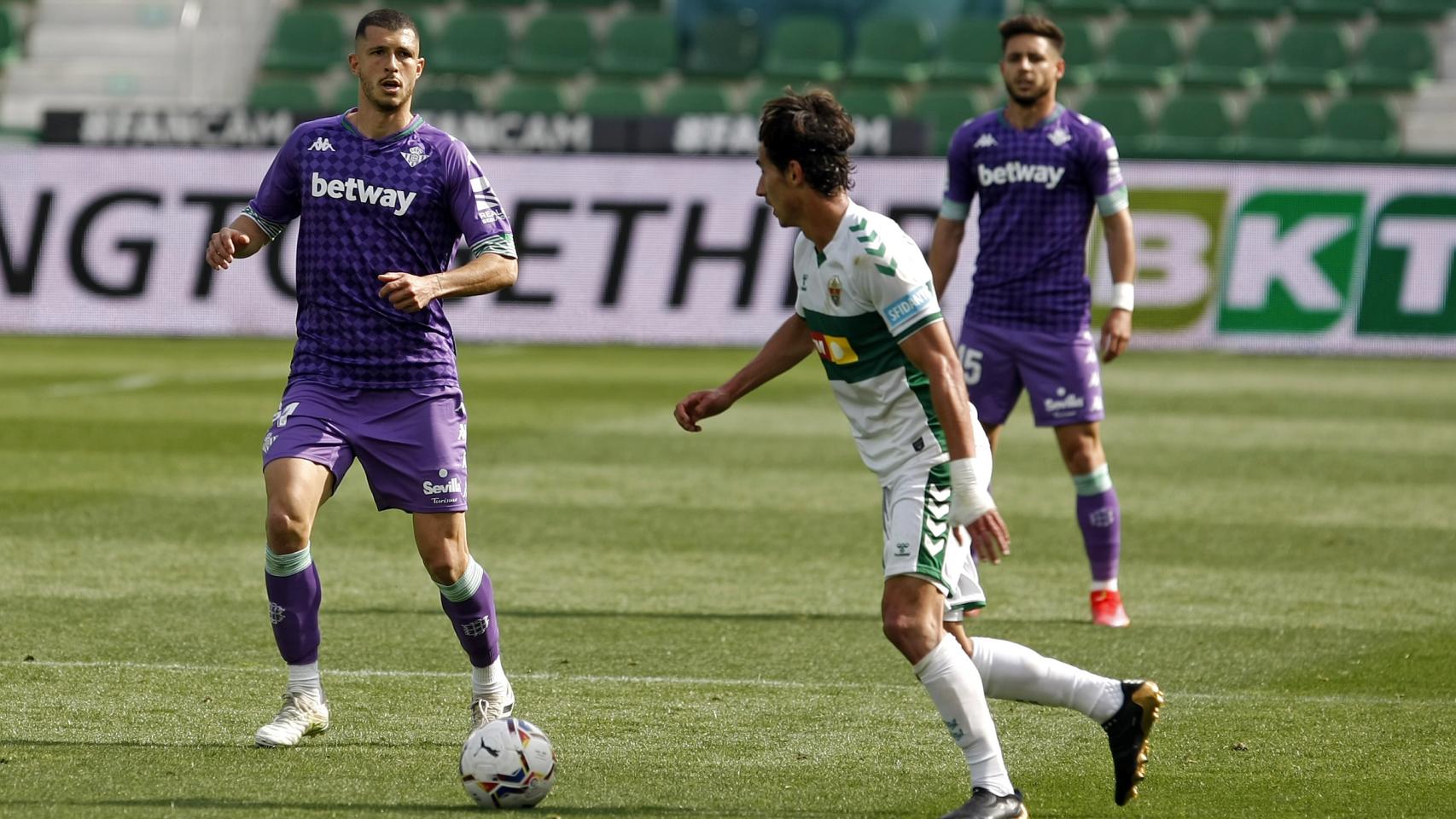 Imagen del partido entre el Elche y Betis