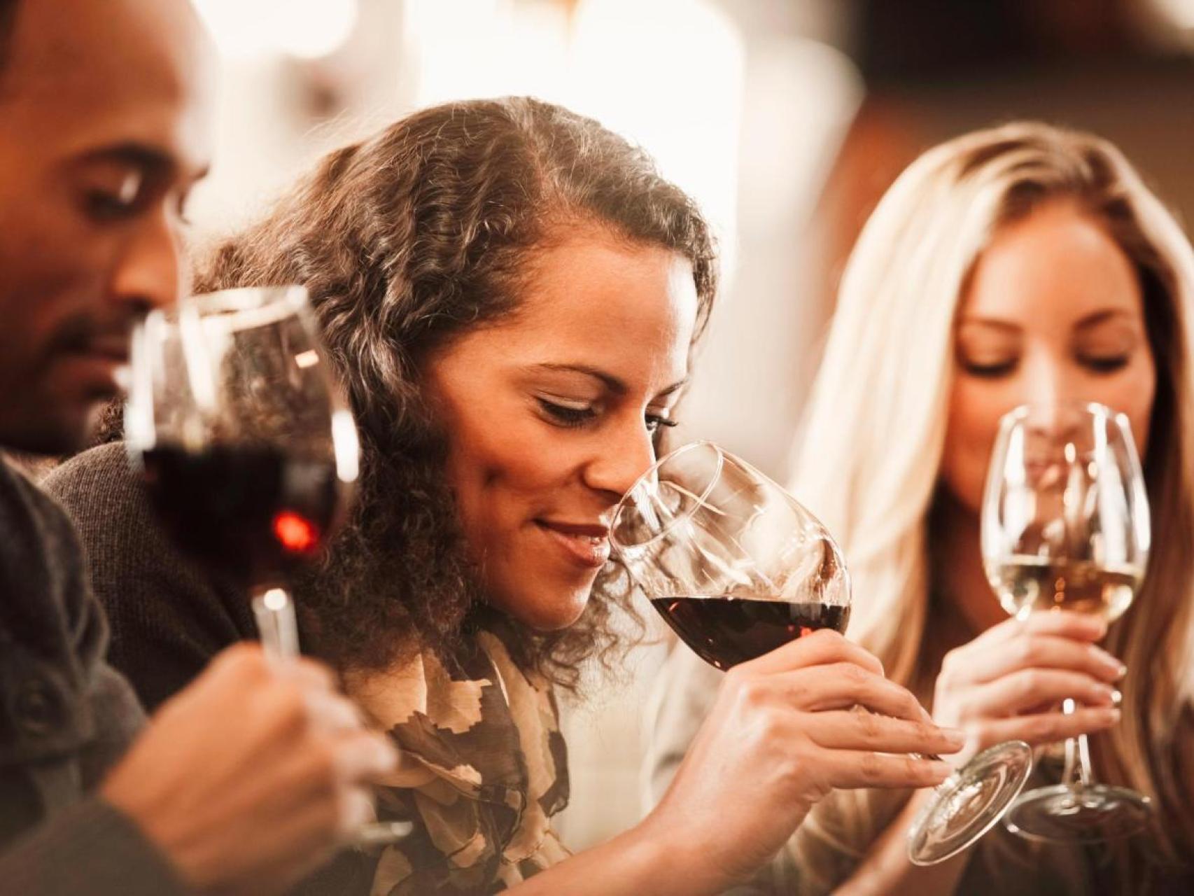 Para catar un vino no hace falta ser un experto.