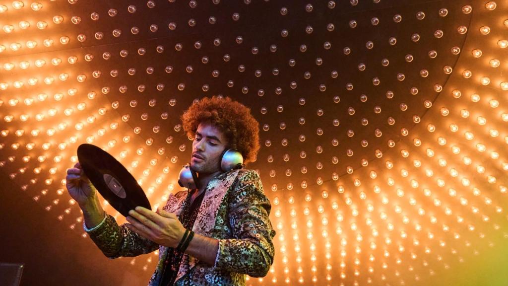 La vida nocturna en Berlín seduce a 'Los niños de la estación del zoo'.