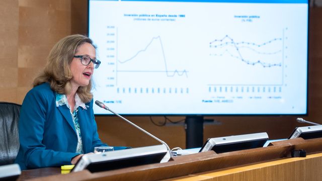 La vicepresidenta económica, Nadia Calviño, durante la presentación del nuevo cuadro macroeconómico.