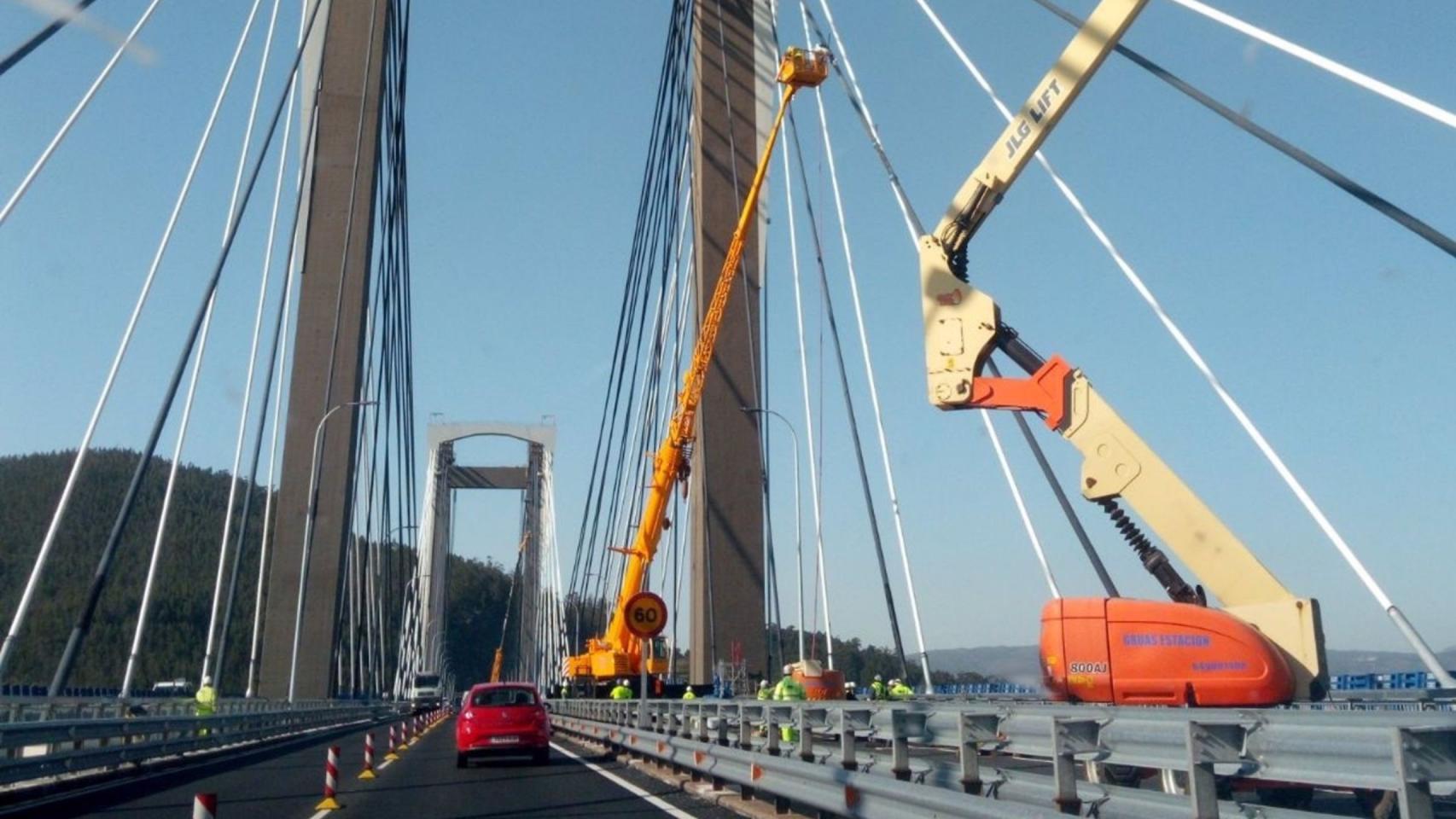 Obras en el puente de Rande.
