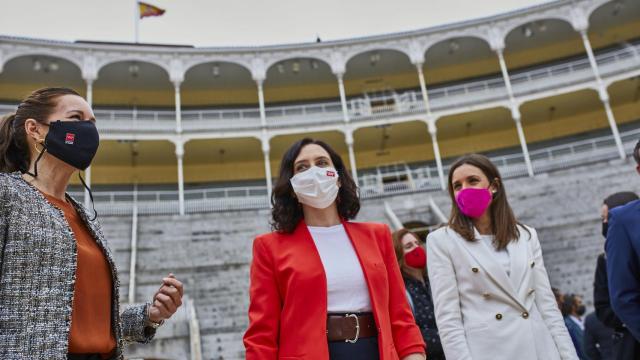 La presidenta de la Comunidad de Madrid, Isabel Díaz Ayuso, en la plaza de toros de Las Ventas. Efe
