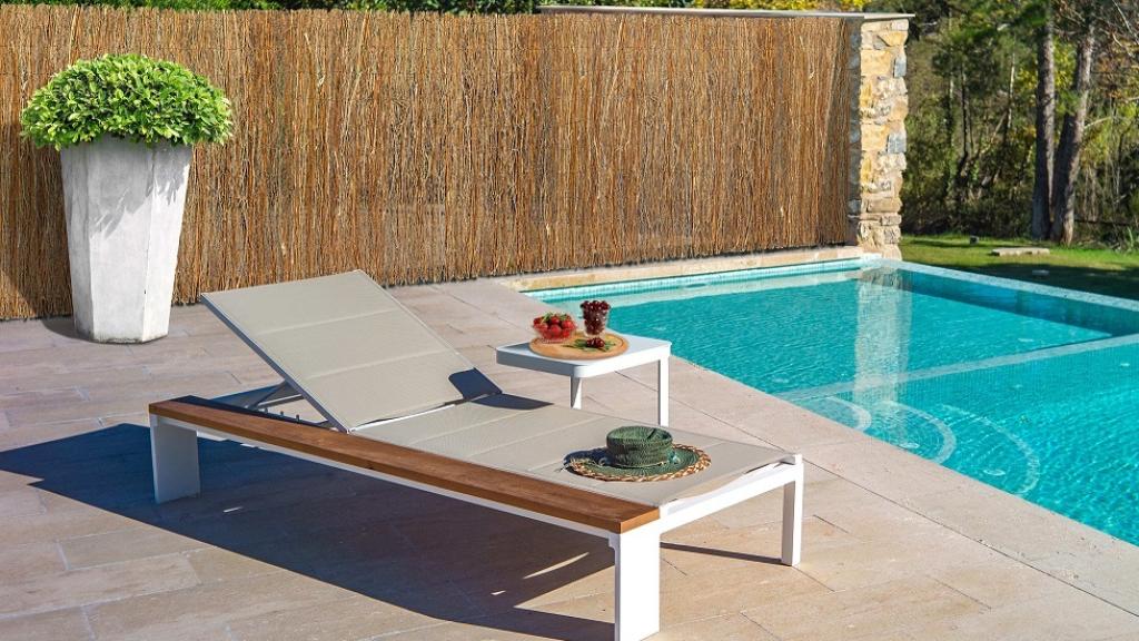 Una piscina de urbanización.