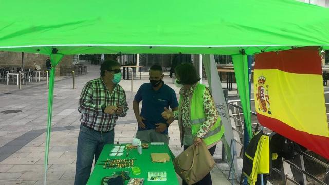 Mesa informativa ayer en Sanxenxo