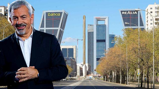 Carlos Sobera en el Paseo de la Castellana en un montaje de JALEOS.