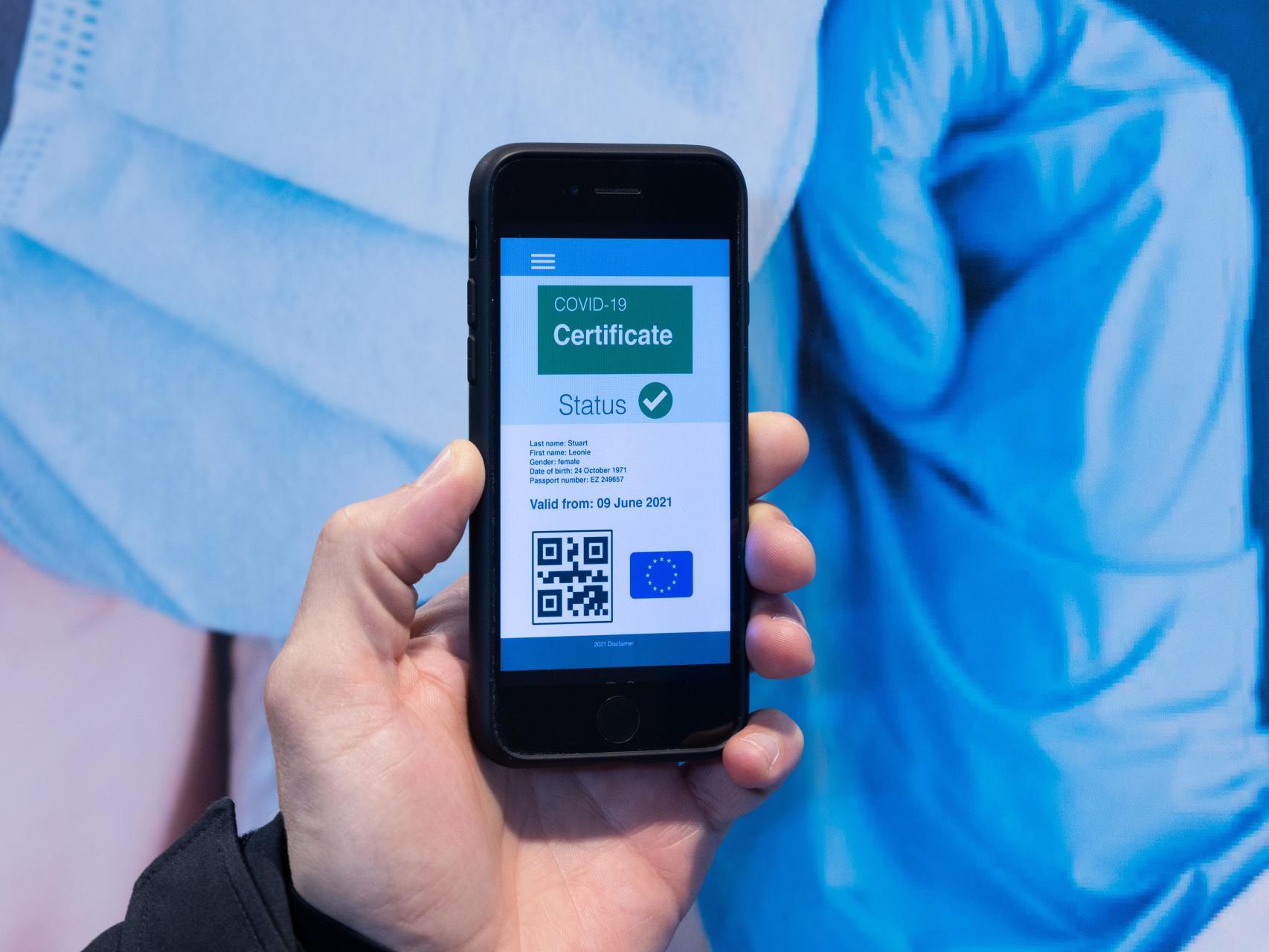 La Eurocámara pide que los test PCR para el pasaporte Covid sean gratis como las vacunas