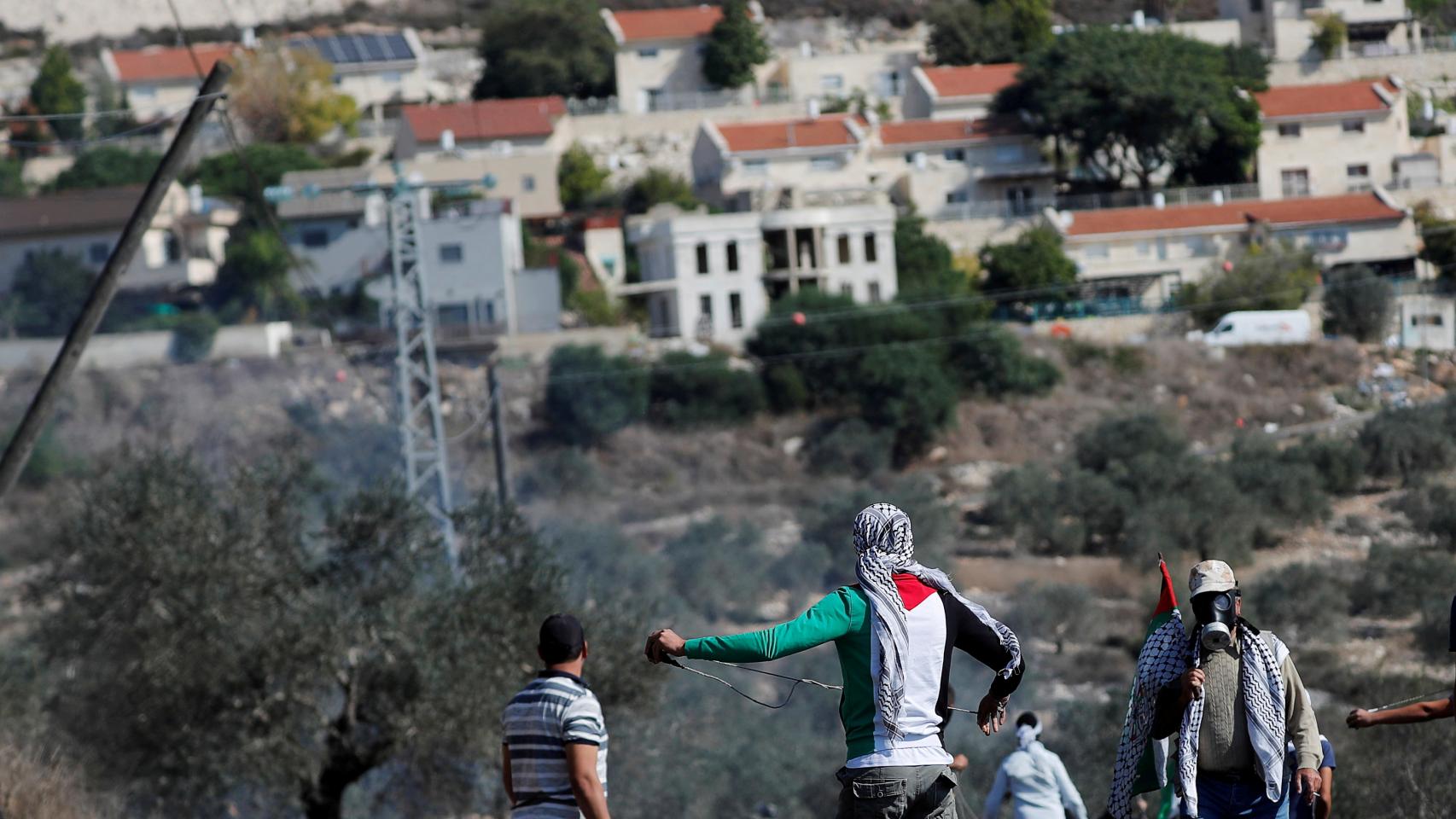 Palestinos protestan contra Israel en territorio ocupado.