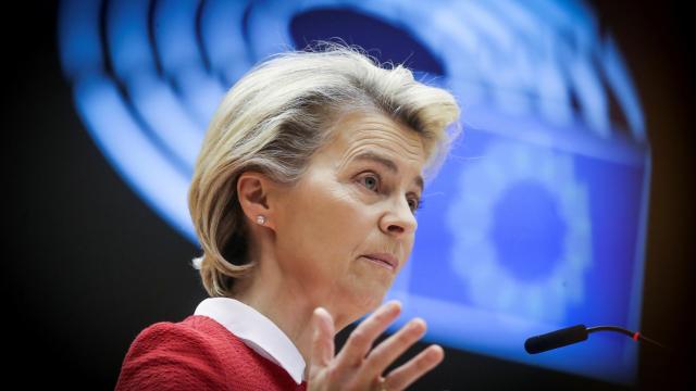 La presidenta de la Comisión, Ursula von der Leyen, durante su discurso este martes en la Eurocámara