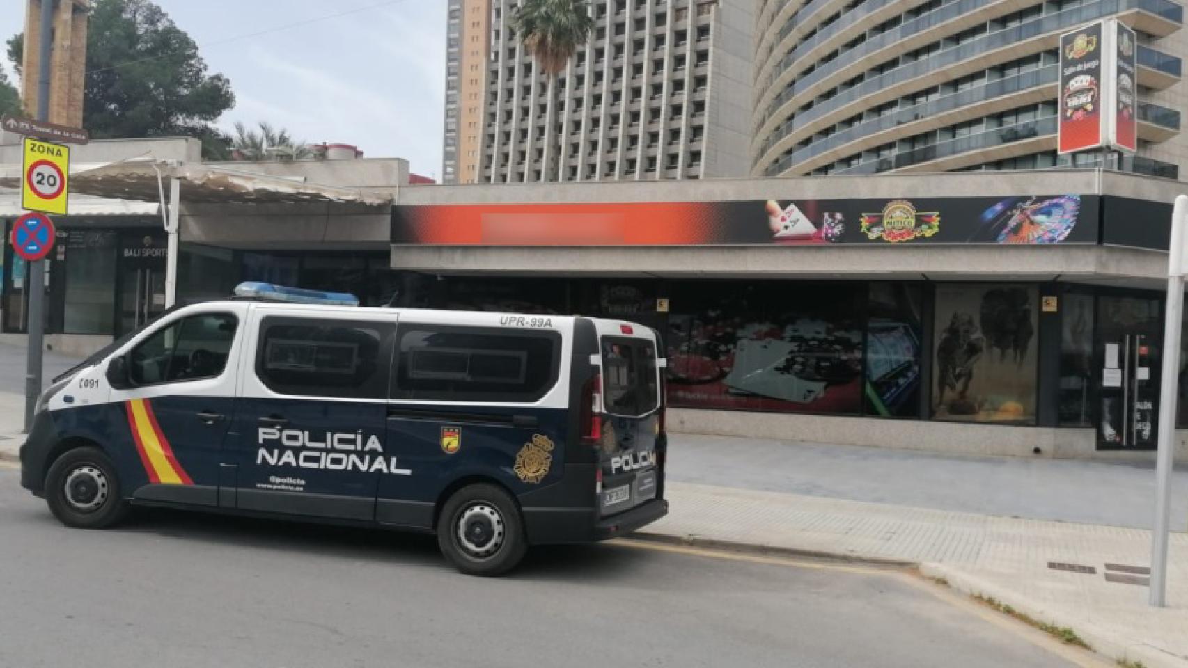 Un furgón de la Policía Nacional en Benidorm, en imagen de archivo.