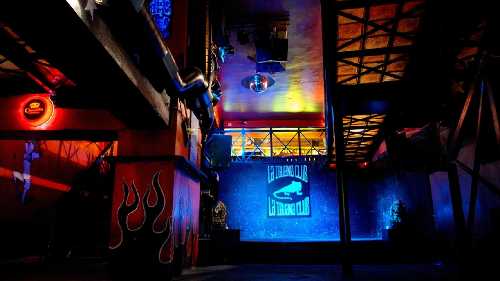 La Iguana Club.