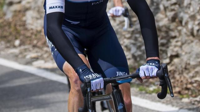 Froome sufriendo durante el Tour de Romandia 2021