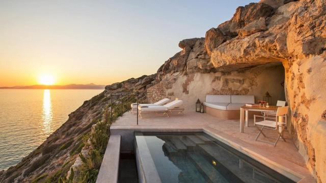 10 hoteles y alojamientos por España para una escapada especial