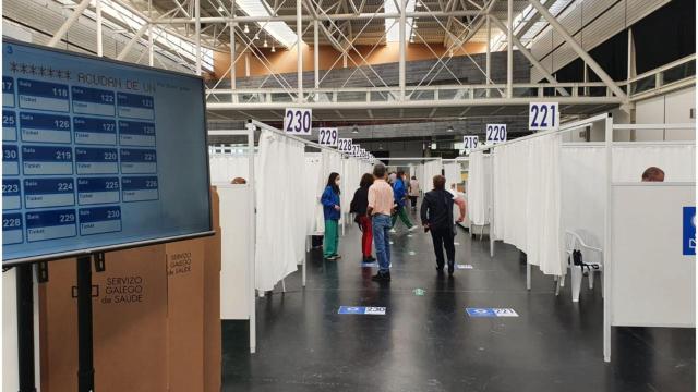 Vacunación contra la Covid-19 en Expocoruña, en una foto de archivo.