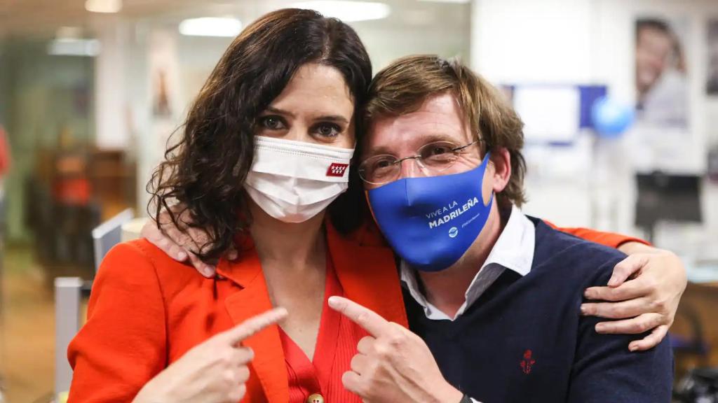 Isabel Díaz Ayuso y José Luis Martínez Almeida, en pandemia.