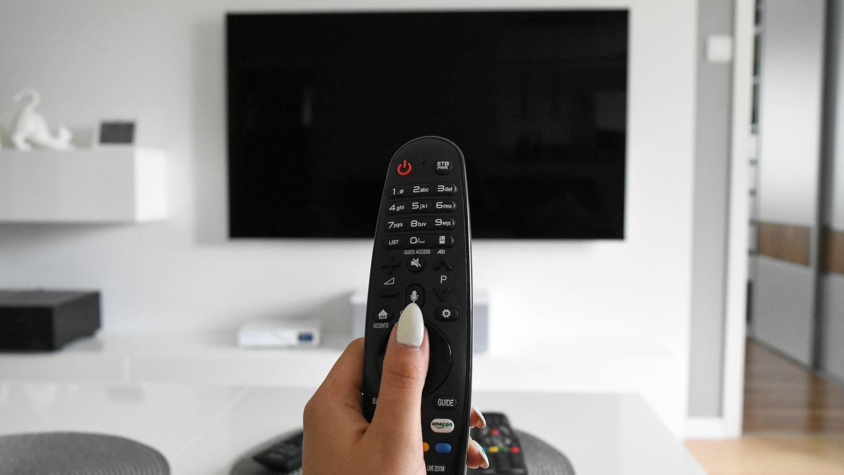 Cómo limpiar la pantalla de la televisión sin que se estropee