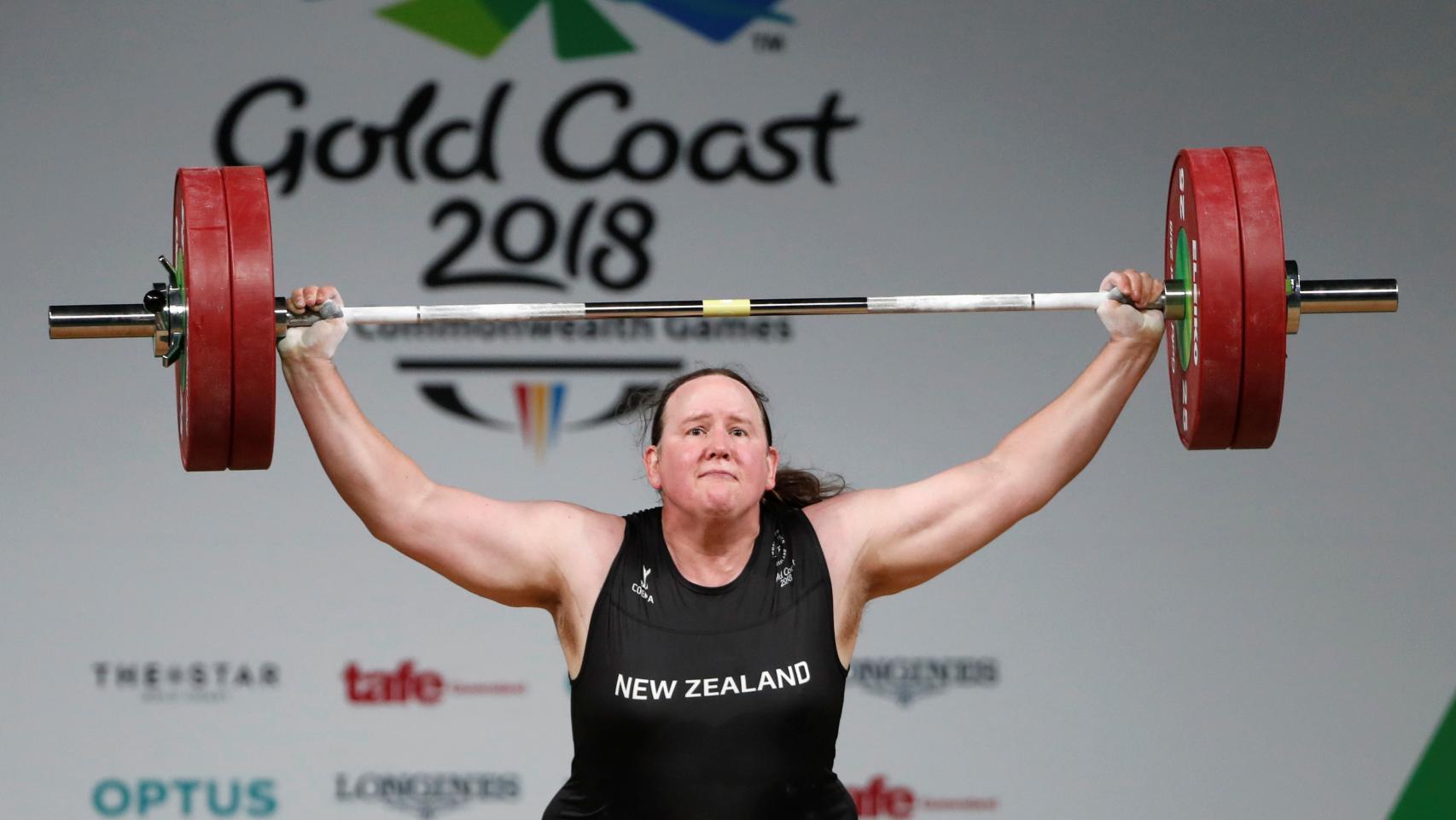 Laurel Hubbard, halterófila neozelandesa de 43 años