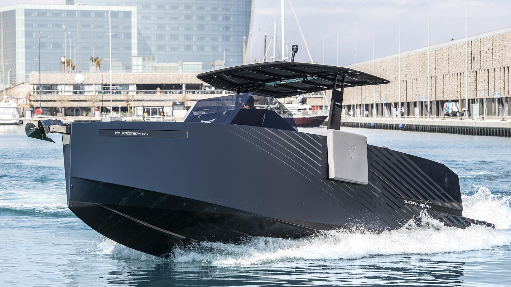 El primer barco de Seat; así es el yate deportivo de Cupra con 400 CV de potencia
