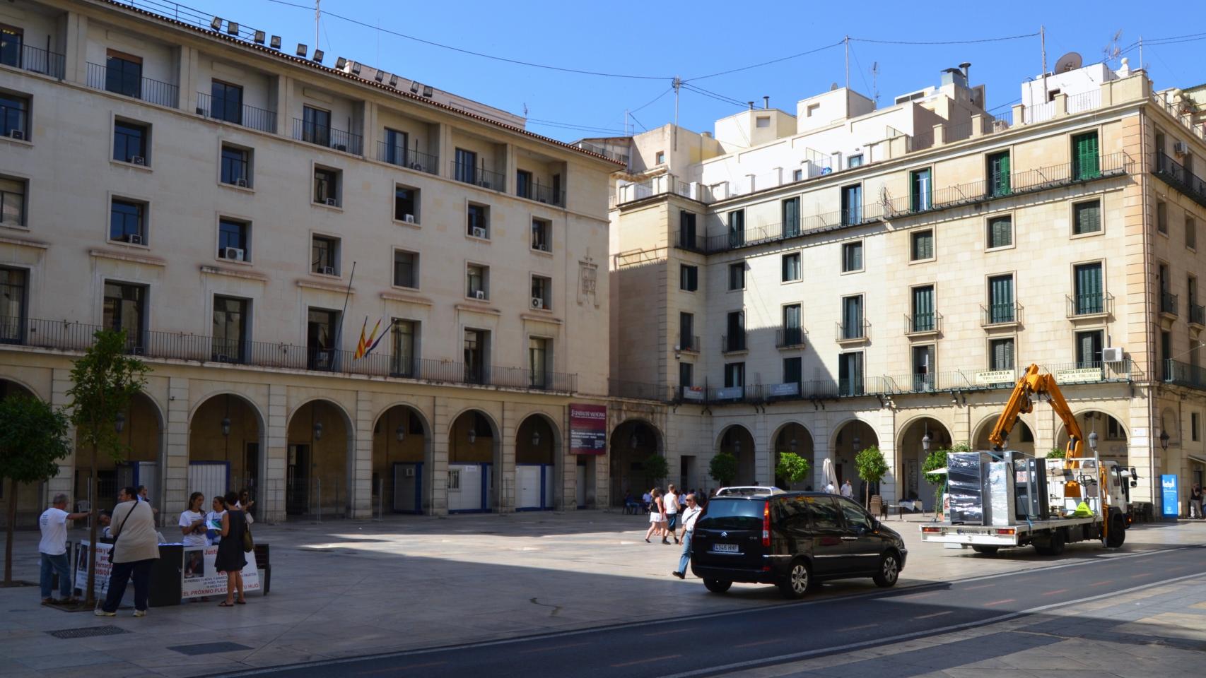 El acusado ya habría abonado una indemnización de 2.000 euros por los daños morales ocasionados a la menor.