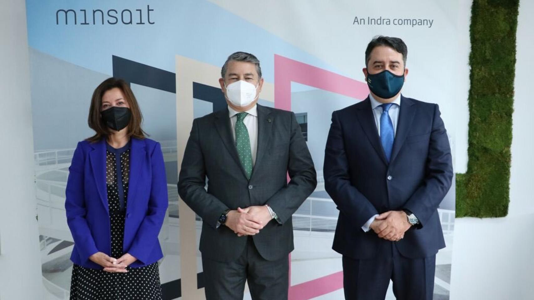 María Pérez, Antonio Sanz y Luis Fernández