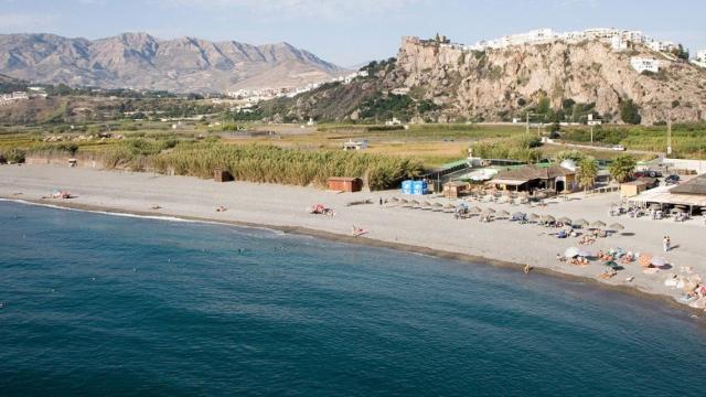 Playa de La Guardia (Salobreña, Andalucía).