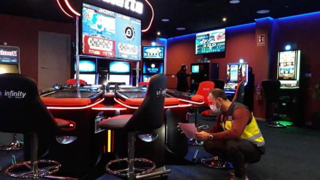 Inspección en un salón de juegos de Andalucía.