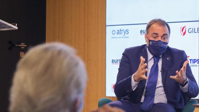 El conselleiro de Sanidade, Julio García Comesaña.