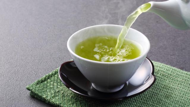 Las mejores bebidas para bajar de peso y comenzar adelgazar.