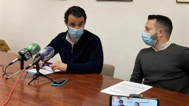 El alcalde Dolón y el edil de Hacienda Paredes en imagen de archivo.
