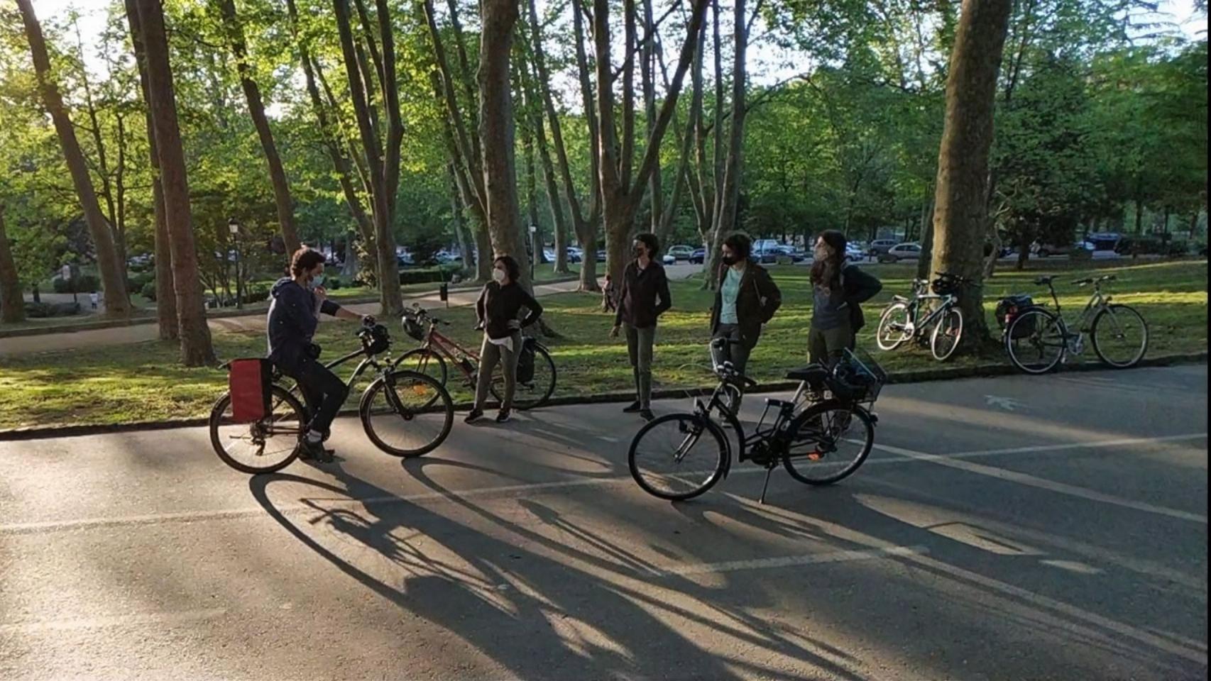 Greenpeace y Mulleres Bicivisíbeis buscan aumentar el número de mujeres ciclistas en Vigo