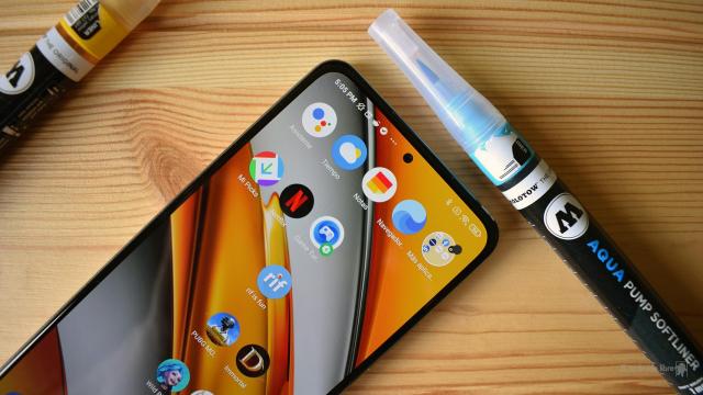 Pantalla del POCO F3