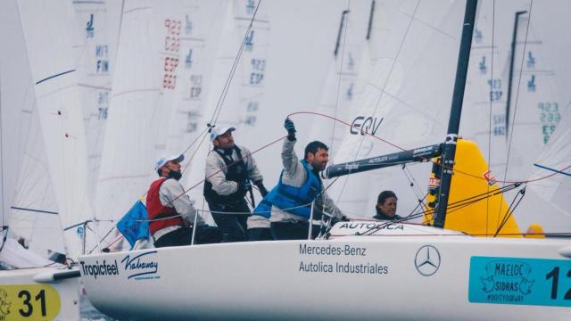 El Solventis acercha al Noticia en el Maeloc Open nacional de J70 de vela en A Coruña