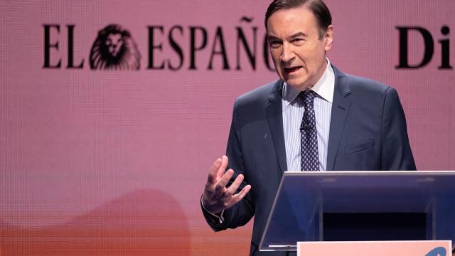 Pedro J. Ramírez, director y presidente ejecutivo de EL ESPAÑOL, durante la apertura del Foro Económico Español, Canarias tras la Covid.