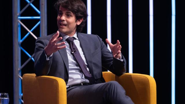 Pablo Hernández González-Barreda, presidente de la Zona Especial Canaria (ZEC), durante su intervención en la conversación bajo el título 'El IVA y el IGIC: fiscalidad de la operativa comercial con Canarias y estado de los fondos estatales y europeos Next generation', en la segunda jornada del Foro Económico Español, Canarias tras la Covid.